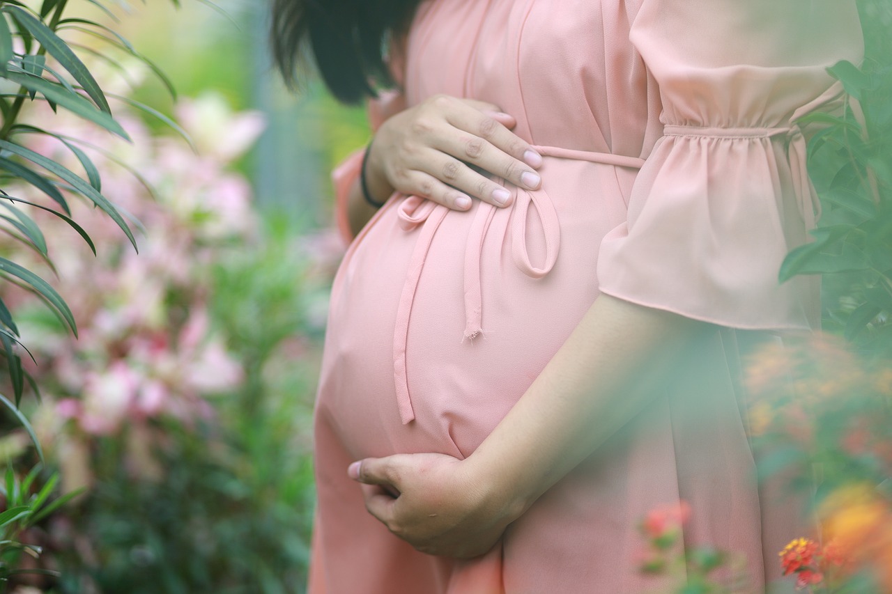 ¿Cuáles son los síntomas de un embarazo temprano?