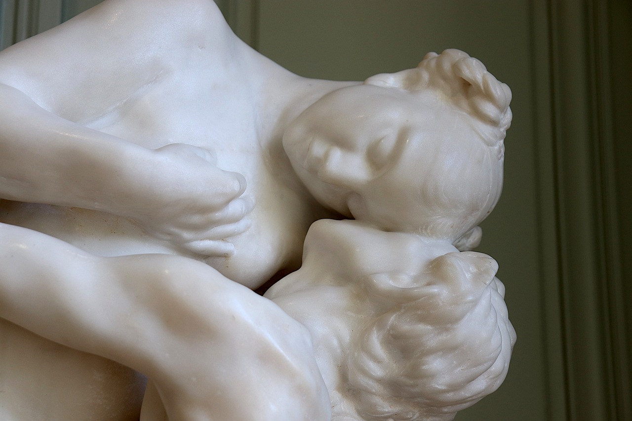 ¿Qué representa el beso de Auguste Rodin?